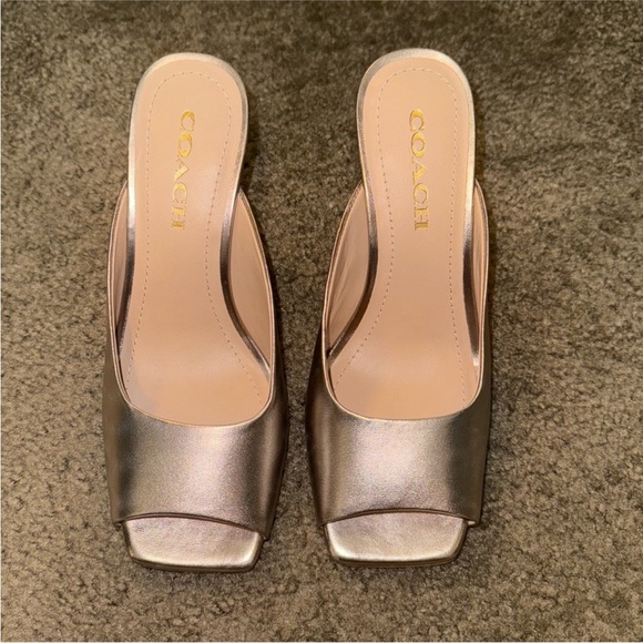 Coach patent leather mules - Picture 5 of 16